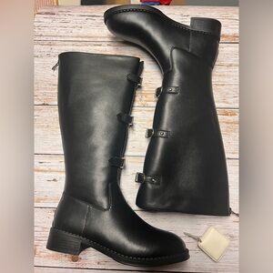Elegant Black Women's Leather Boots
